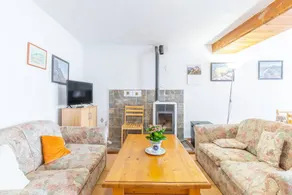 Holiday Home "Casa Serrella - Abdet" with Mountain View, Garden & Wi-Fi - Image 4