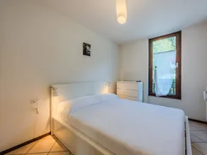 Holiday apartment with garden - Image 3
