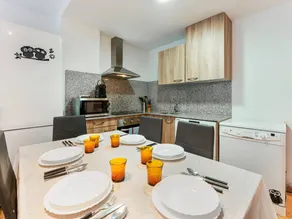 Barthe Holidays I Bonito apartamento con vistas en Arinsal 6PAX a pie de pistas, parking gratis I Riba - Image 2