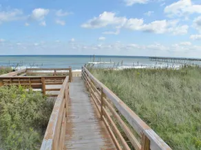 Charming Oceanfront retreat - Image 2