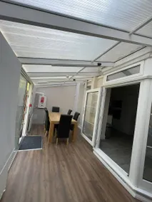 House with garden - Image 4