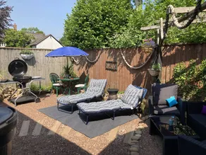 Cottage with BBQ & garden | Lake view - Image 3
