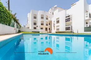 Appartement avec piscine et jardin - Image 2