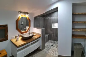 Fully equipped holiday home with terrace & garden | Suitable for remote work - Image 3