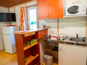 Chalet with pool - Image 4