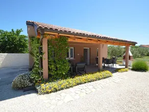 Fully equipped wonderful house with barbecue, terrace & jacuzzi - Image 2