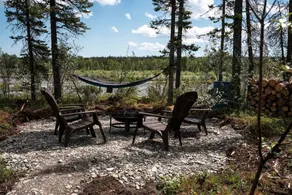 Reconnect with Nature in Style: Riverside Dome Retreat in Alberta's Serene Setting - Image 3