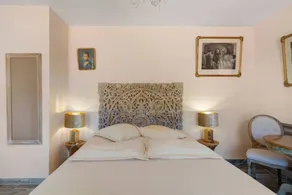 B&B with hot tub, terrace & garden | Garden view | Dogs allowed - Image 2