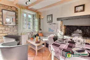 Gite with terrace & garden - Image 3