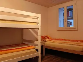 Holiday apartment with garden - Image 5