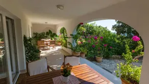 Flat with terrace, BBQ & garden | Sea view - Image 2