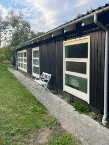 Family-friendly lovely holiday home with terrace & BBQ - Image 3