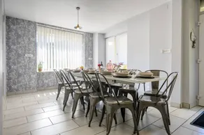 Cottage with garden, terrace & BBQ | River view - Image 5