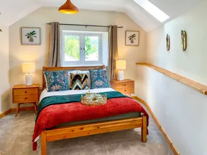 Family-oriented cottage with garden | River view - Image 3