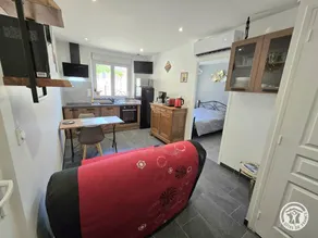 Lovely gite with barbecue, pool & terrace - Image 4