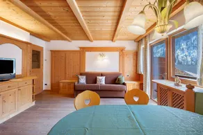 Flat with garden | Garden view - Image 4
