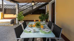 Voll ausgestattetes wunderschönes Apartment mit Garten, Terrasse und privatem Pool | Gartenblick | Haustiere sind willkommen - Image 5