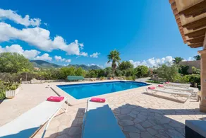 Fully equipped charming villa with terrace, barbeque & private pool - Image 5