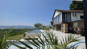 Villa mit Terrasse, Grill und Pool - Image 4