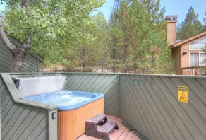 House with barbeque, pool & jacuzzi - Image 5