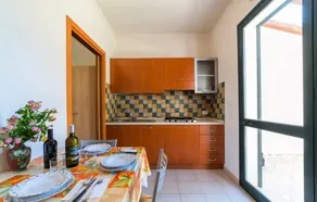 Flat with barbeque & terrace - Image 3