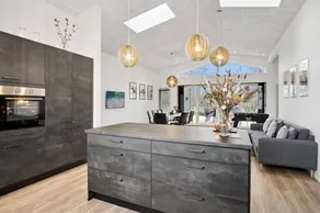Maison de vacances avec jacuzzi, barbecue et terrasse - Image 4