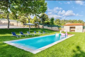 Farm with private pool, garden & BBQ | Nature view - Image 4