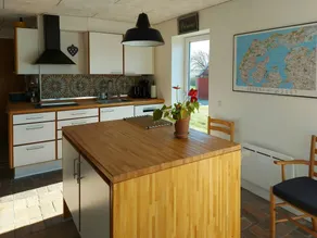 Child-friendly spacious holiday home with garden, terrace & barbecue | Sea view | Suitable for remote work - Image 5