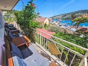 House with terrace & barbecue | Sea view - Image 2