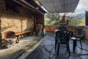 Ferienhaus mit Grill, Pool und Terrasse | Bergblick - Image 2