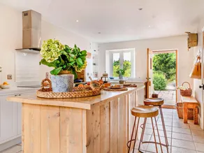 Fully equipped pleasant cottage with garden | Pet-friendly - Image 3