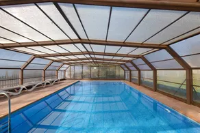 Ferienhaus mit Grill, Whirlpool und privatem Pool | Bergblick - Image 2