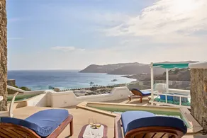 Stylish Villa with Sea View and Infinity Pool - Image 5