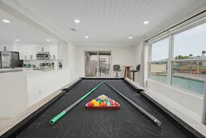 Harbor Island - 4900 Shoreview Ct - Image 2