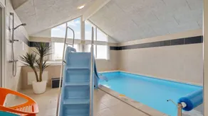 Ample house with pool, terrace & barbecue | Pet-friendly - Image 3