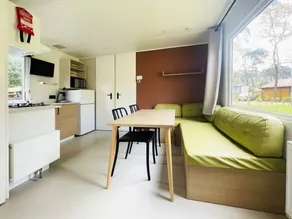 Holiday home with terrace & garden - Image 2