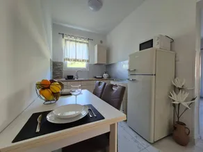 Apartamento con terraza y barbacoa - Image 4