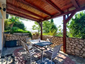 Flat with BBQ & terrace - Image 4