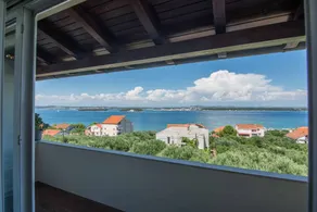 Apartamento con jardín y barbacoa - Image 4