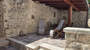 Fully equipped villa with barbecue, garden & terrace - Image 5