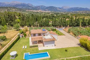 Fully equipped villa with terrace, private pool & BBQ - Image 2