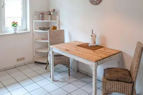 Flat with barbeque, terrace & garden | Garden view - Image 2