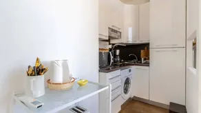 Family-friendly charming flat | Close to Promenade des Anglais | Beach nearby | Good for workation - Image 5