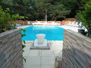 Holiday home with pool, fast internet & terrace | Garden view - Image 3