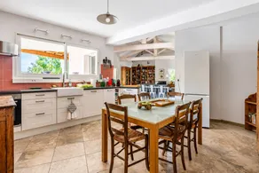 Child-friendly wonderful house with garden, terrace & private pool - Image 4