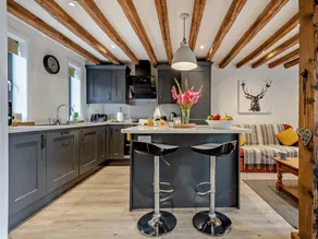 Cottage with barbeque & garden - Image 5