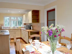 Family-oriented charming cottage with barbeque & garden | Pets are welcome - Image 5