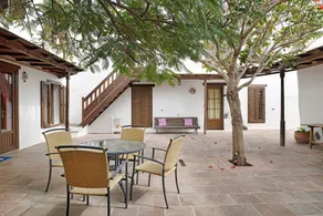 Holiday home with terrace, garden & barbecue | Mountain view - Image 4