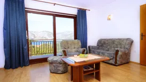Holiday apartment with terrace, pool & BBQ | Sea view - Image 3