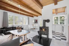 Family-friendly ample holiday home with sauna, BBQ & terrace | Pet-friendly - Image 2